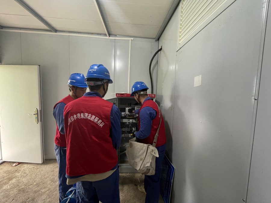 1圖為：巡護井溪鎮(zhèn)貓坪村提灌站